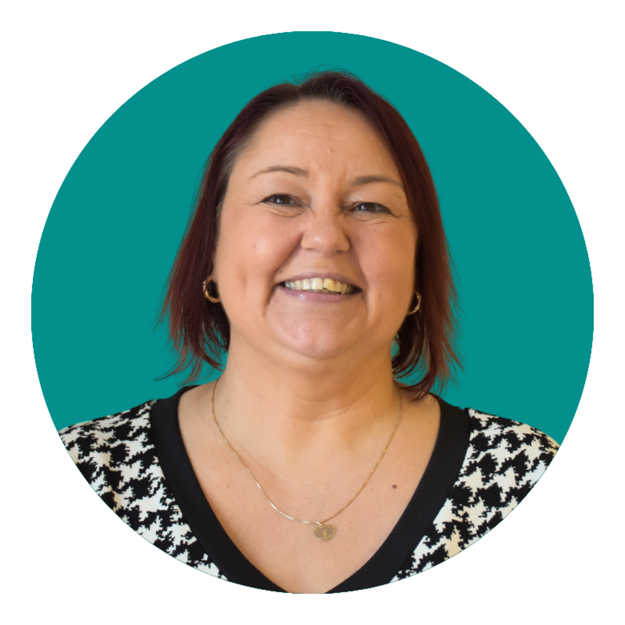 Kelly Holmes Headshot photo.